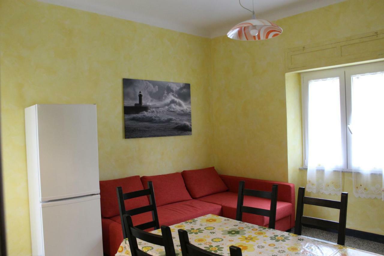 Appartamento 50Mt Dal Mare E Dalla Stazione Deiva Marina Exterior foto